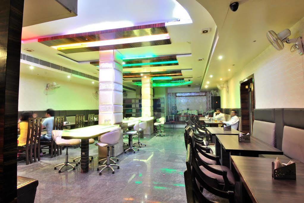 מלון The Gold Regency - 02 Mins From New Delhi Railway Station מראה חיצוני תמונה